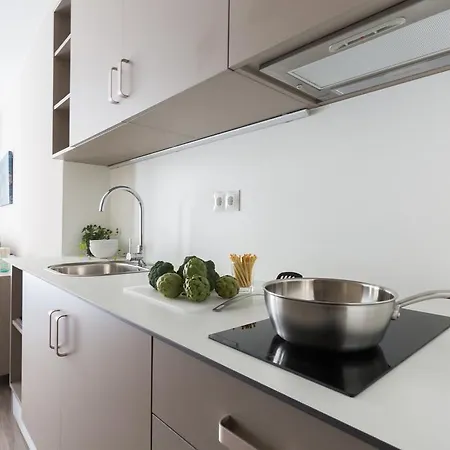 Flateli 430 Bcn برشلونة