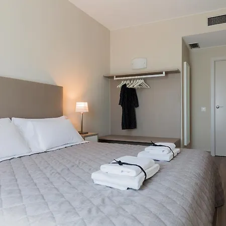 アパート フラテリ 430 Bcn バルセロナ